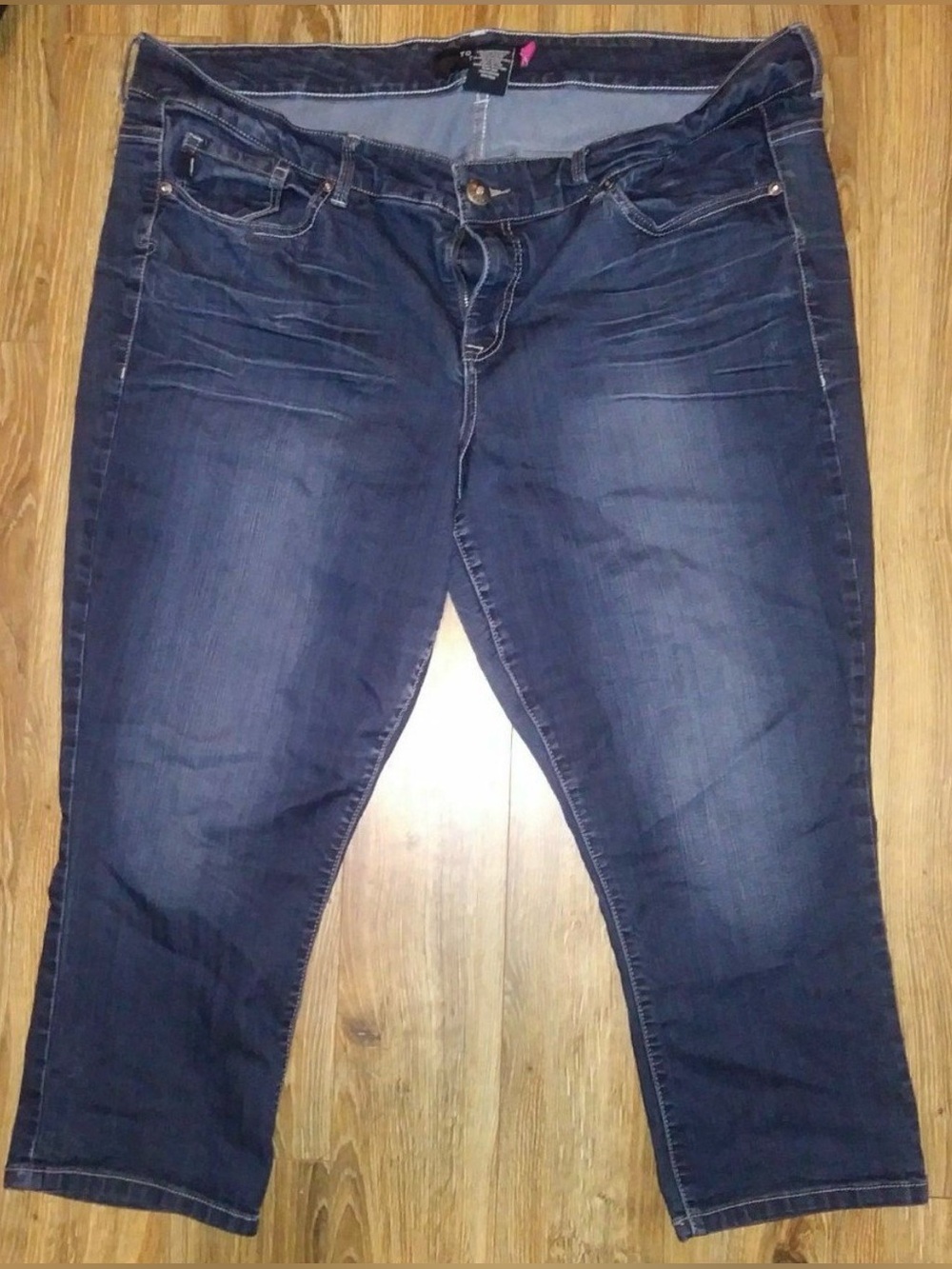 Torrid Denim Size 24 Jean Capris Cropped Jeans